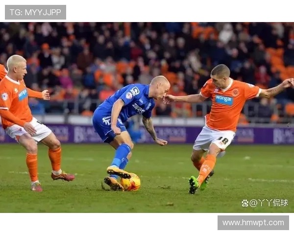 百年布莱克浦足球俱乐部的海滨荣耀与复兴之路英格兰赛场传奇故事